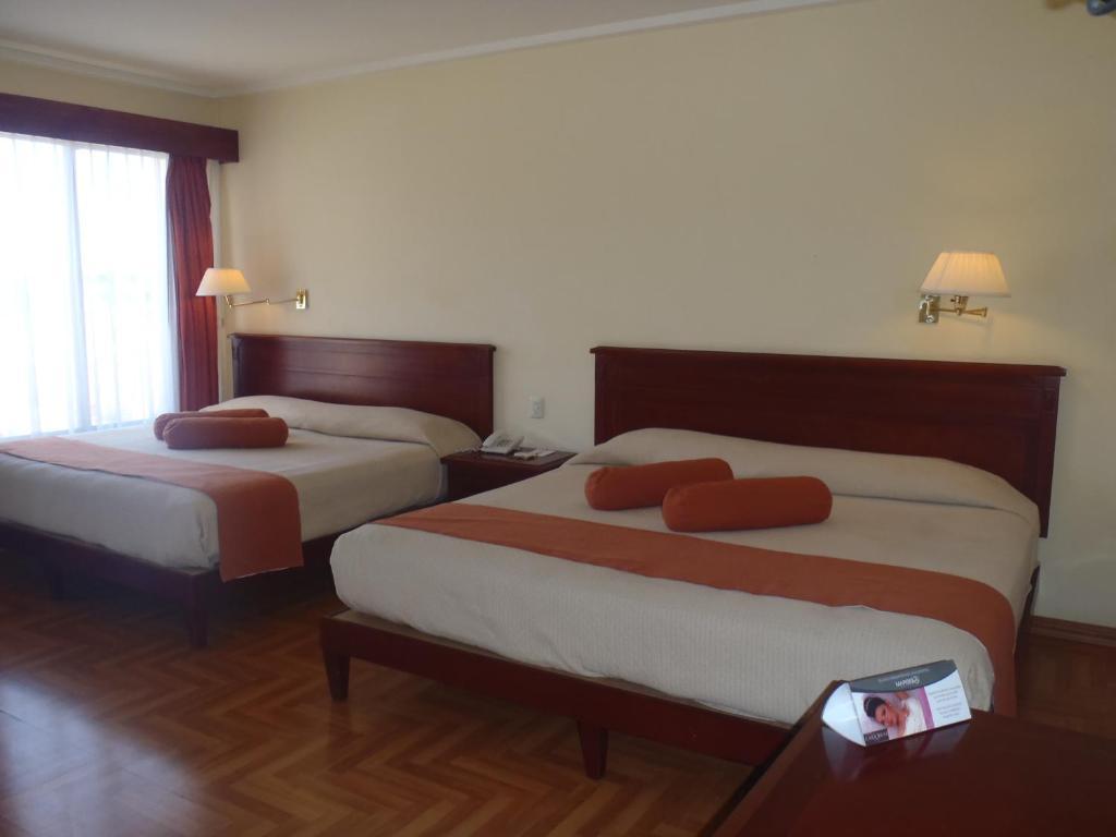 Hotel Casa Real เตฮัวกัน ภายนอก รูปภาพ